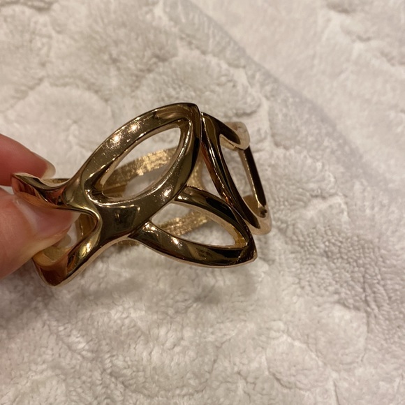 Cuff bracelet - Picture 3 of 3